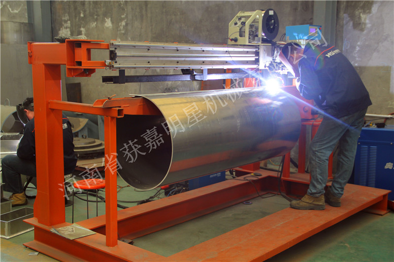 铝合金焊接加工--纵缝自动焊